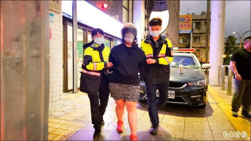 新北地检署侦办新北市土城区命案,法院今天凌晨裁定将陆女羁押禁见。(资料照) 新北地检署侦办新北市土城区命案,法院今天凌晨裁定将陆女羁押禁见。(资料照)