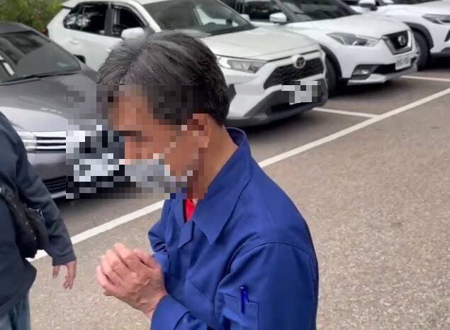 动保处赖姓技佐。(民众提供) 动保处赖姓技佐。(民众提供)