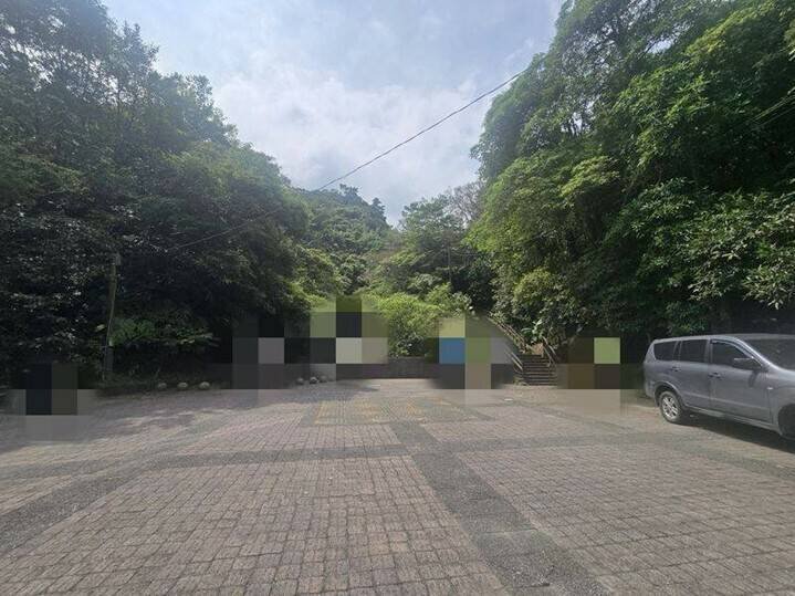 欠税大户陈由豪位于七堵等地的土地将被拍卖。（行政执行署宜兰分署提供）