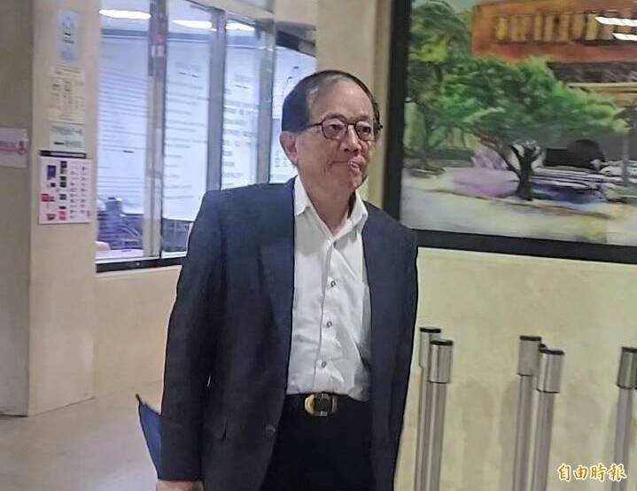 检调侦办京华城土地标售案，今日约谈京华城董事长陈玉坤。（记者王定传摄）