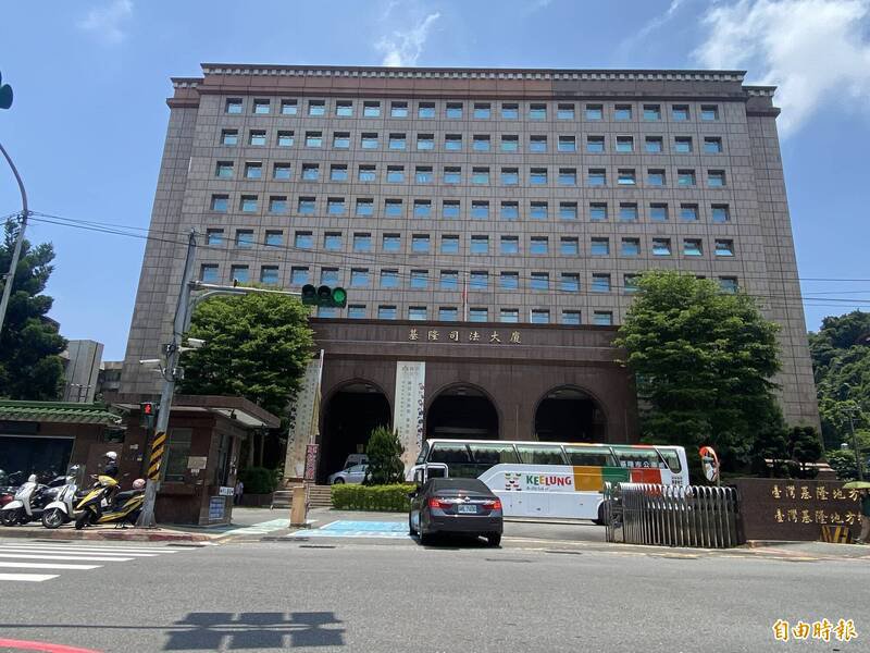 基隆市蔡姓妇人被控媒介来台观光的泰国籍女子尤拉拉来台卖淫。基隆地院审理后，依蔡妇犯图利容留性交罪判处3月徒刑，得易科9万元罚金。（记者林嘉东摄）