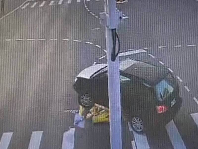 彰化市彰南路行人庇护岛日前第13度被撞。（资料照）