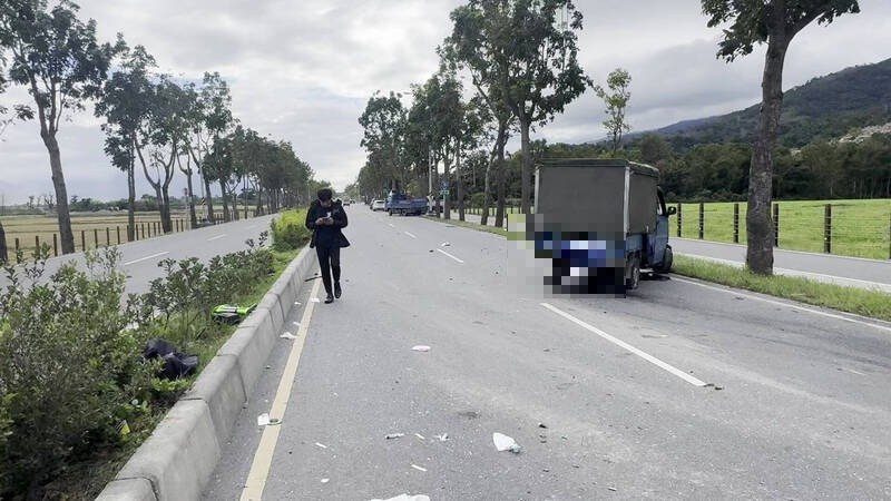台9线273公里花莲玉里路段昨天（29日）发生一起死亡车祸，一辆货车与63岁温光亮牧师的小货车发生追撞事故。（民众提供）