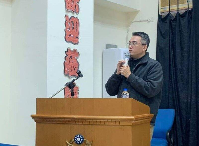 检察官林渝钧涉放高利贷、洗钱，今遭检调搜索约谈，基隆地检署表示案发后林渝钧已请辞。（记者林嘉东翻摄）