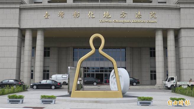 男子靠脸书，卖手机诈骗，诈金才7500元，被判1年4月徒刑。（资料照）