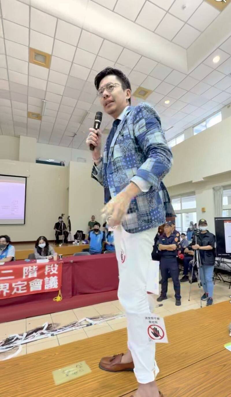 参与南投名间乡反垃圾焚化炉的「战斗茶师」常行深，惊传遭人殴打后脑杓造成脑震荡。（取自常行深脸书）