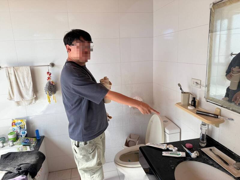 嘉义县某高中教师李品澔涉嫌在租屋处偷拍，今天遭检方起诉。（嘉检提供）