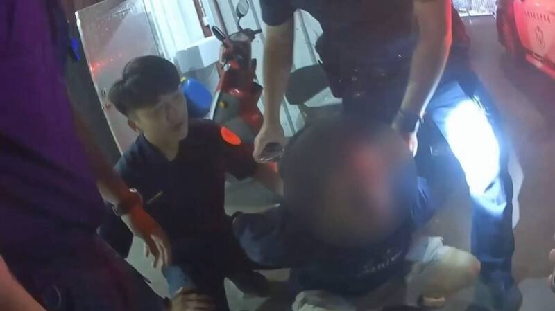 警逮获夏姓通缉犯。（民众提供）